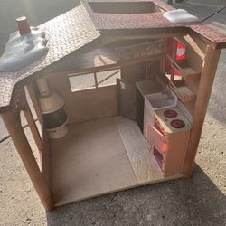 Doll House/Cabin