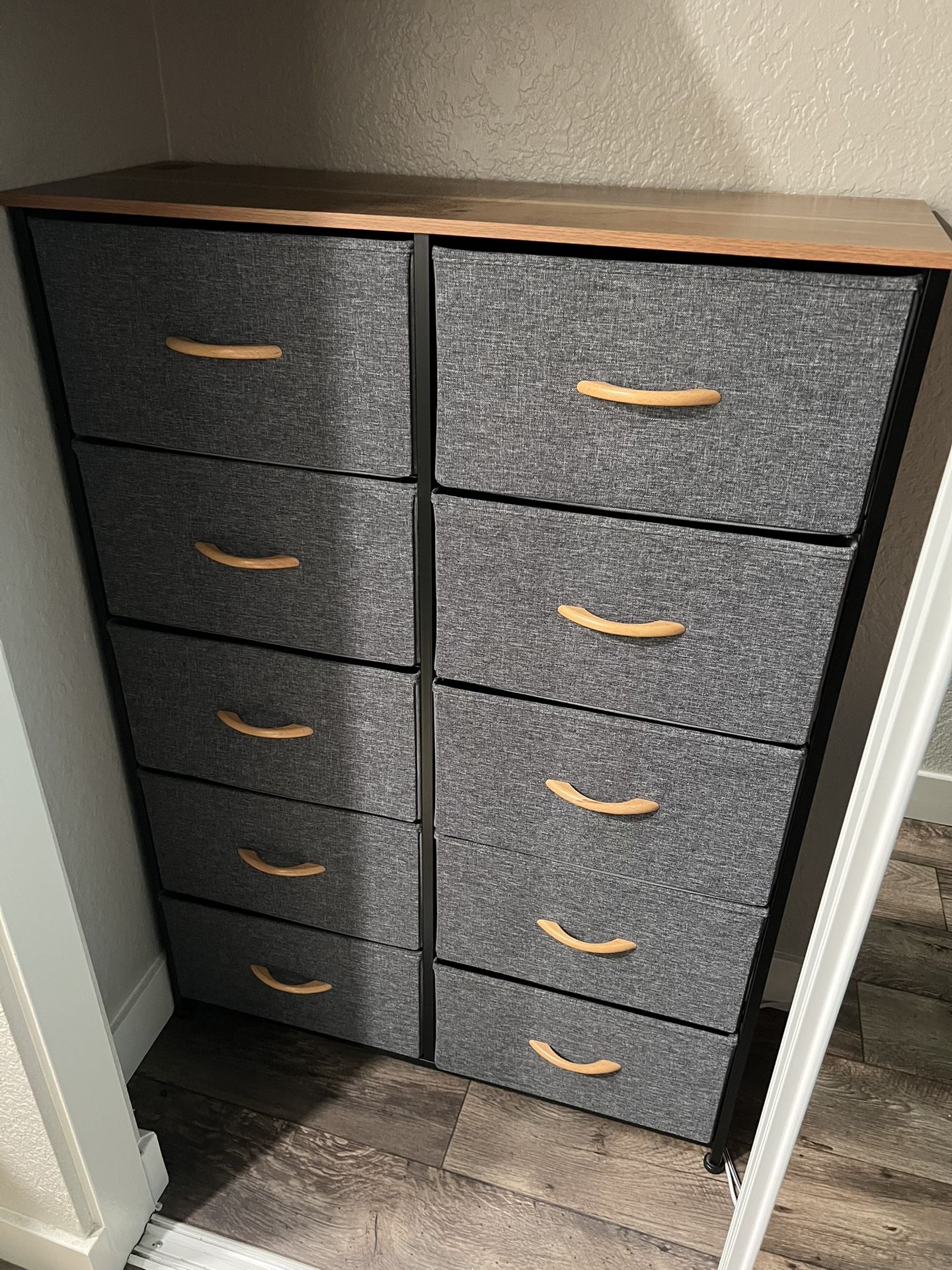 Standing Dresser/organizer