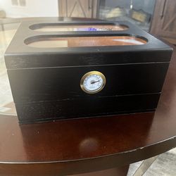 Brand new never used cigar humidifier