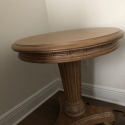 Bernhardt Solid Maple Pedestal Table 
