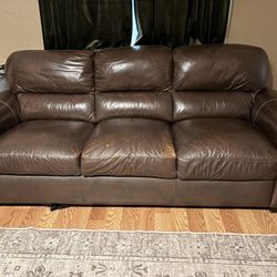 Free Couch 