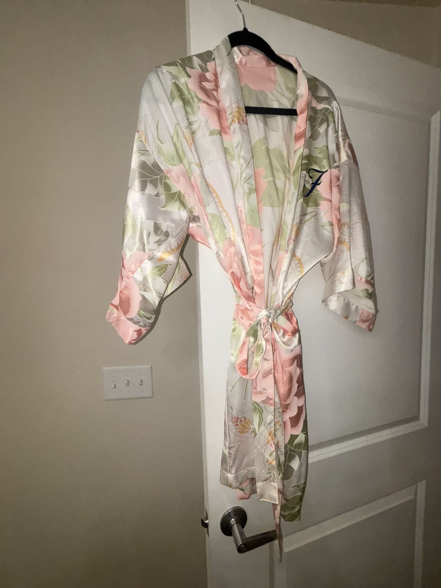 Satin Flowers Robe