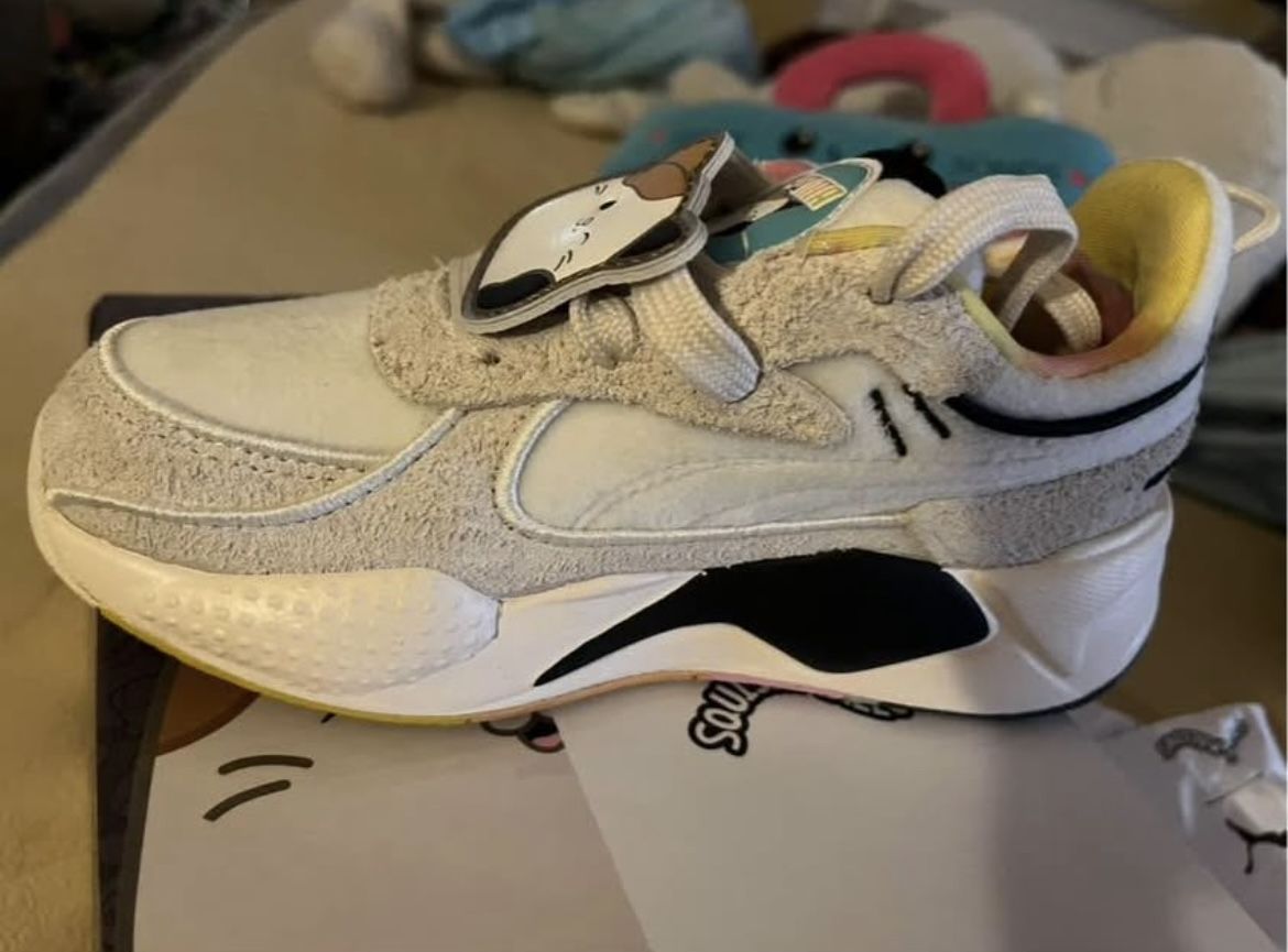 Squish Mellow Pumas Size 12c