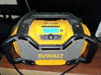 Stereo boombox