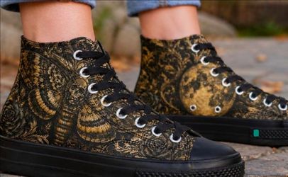 Deaths-Head hawkmouth gothic chuck style shoes