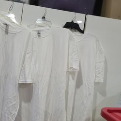 Man's Shirts 👕 Size XL.HOMBRE. NEW