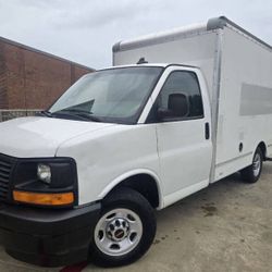 GMC Savana 3500 2017