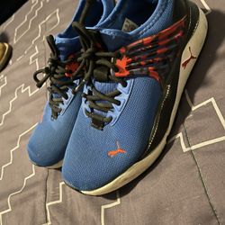 Pumas Size 5Y