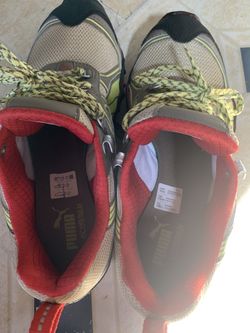 New pumas women’s size 8 in a half