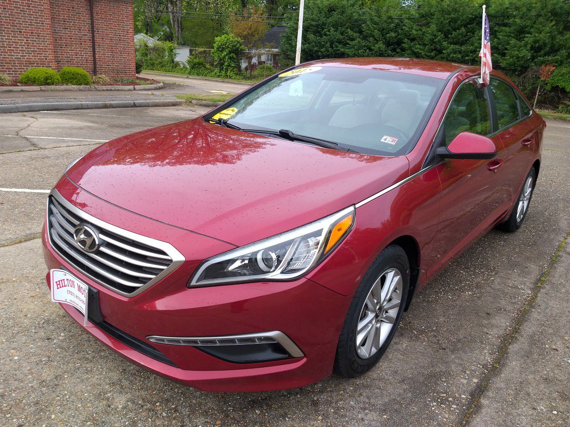 Offer up special....2015 Hyundai sonata se.....97k miles....as low as $1000 down!!!! 30 days tags included!!!!