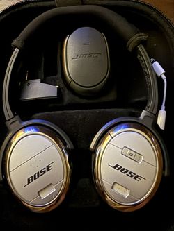 Bose Quiet Comfort -Headphones w/Noise Reduction