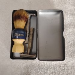 Lot Of Vintage Old Safety Shaving Items - 2 Razors & Brush plus Hard Case