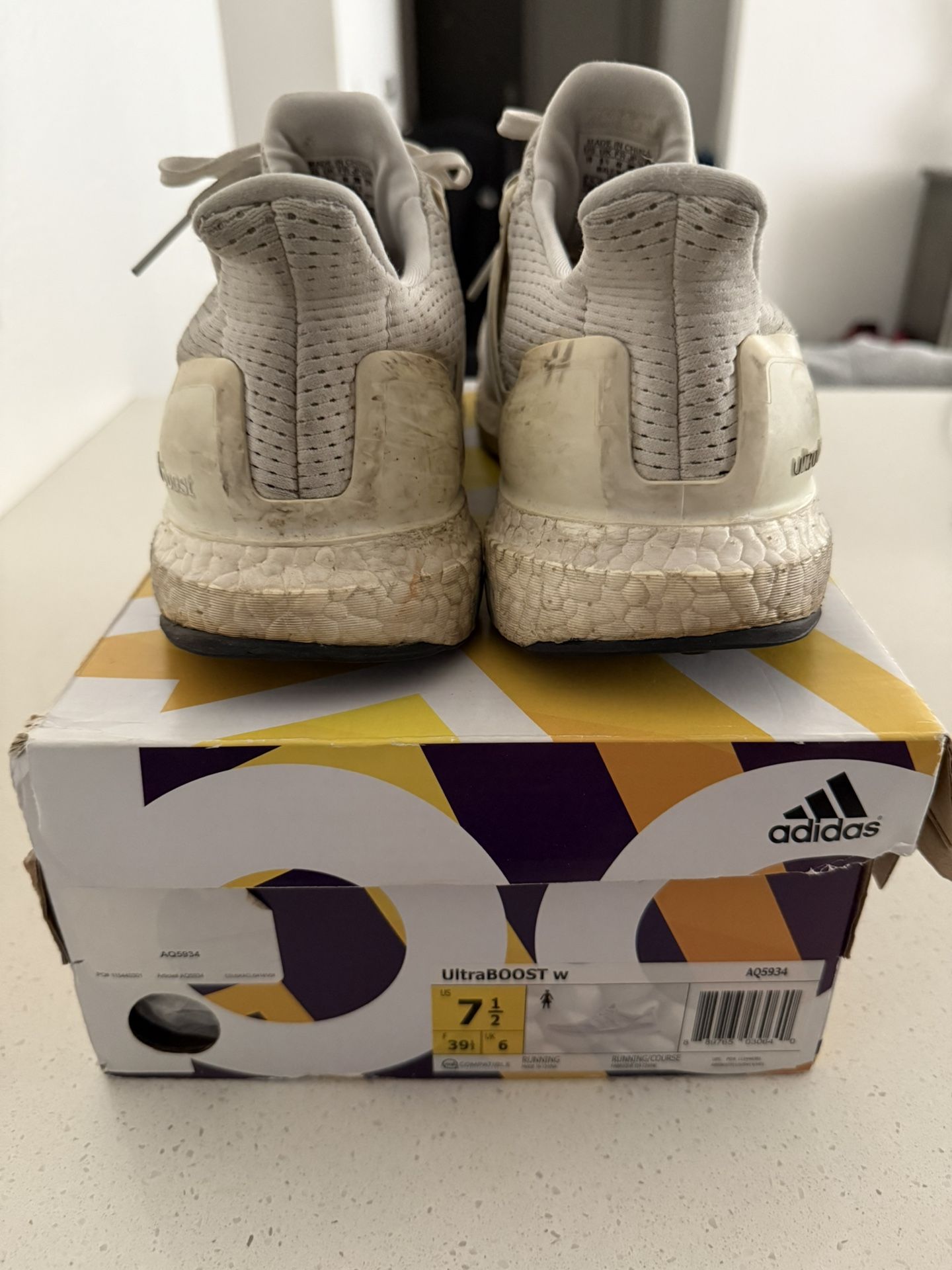 Adidas Ultra Boosts Size 10