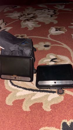 Twin mobil dvd players