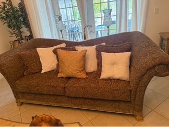 Couch , love seat ,coffee table