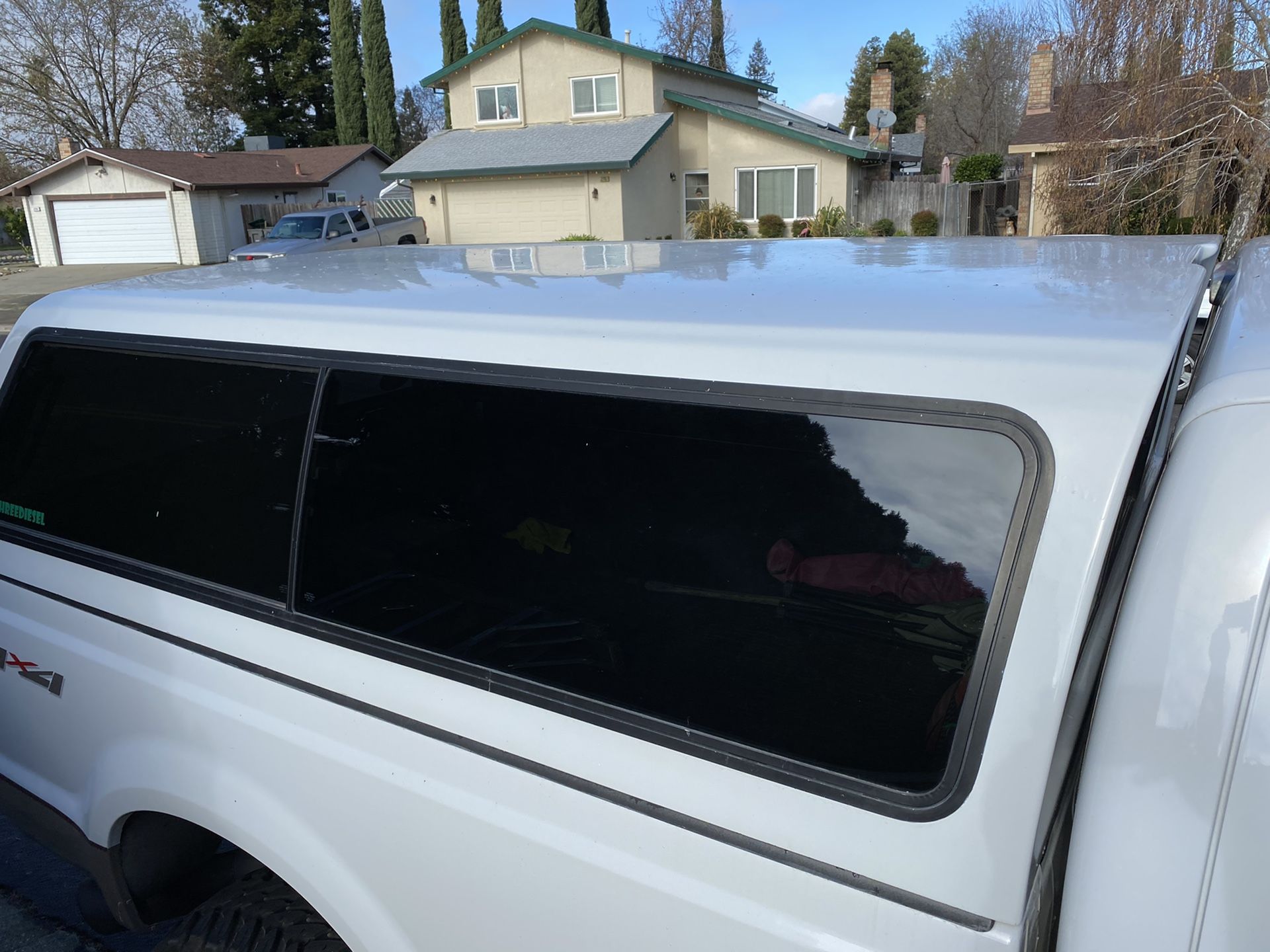 8’ SnugTop Camper Shell Ford F250 for Sale in West Sacramento, CA