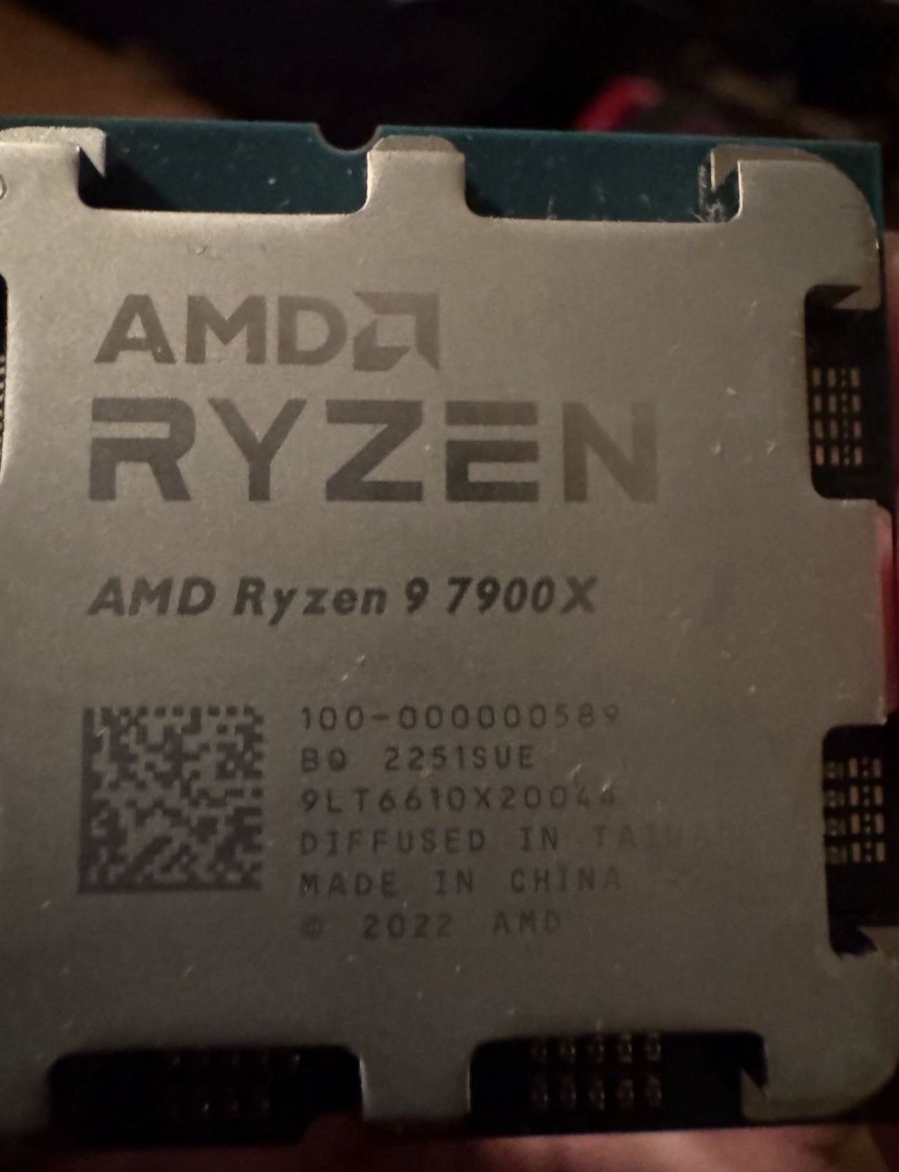AMD Ryzen 9 7900X