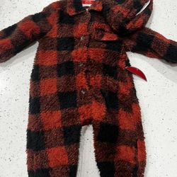 New Unisex Sherpa Long Sleeve Jumpsuit w/Hat size 3-6 Months