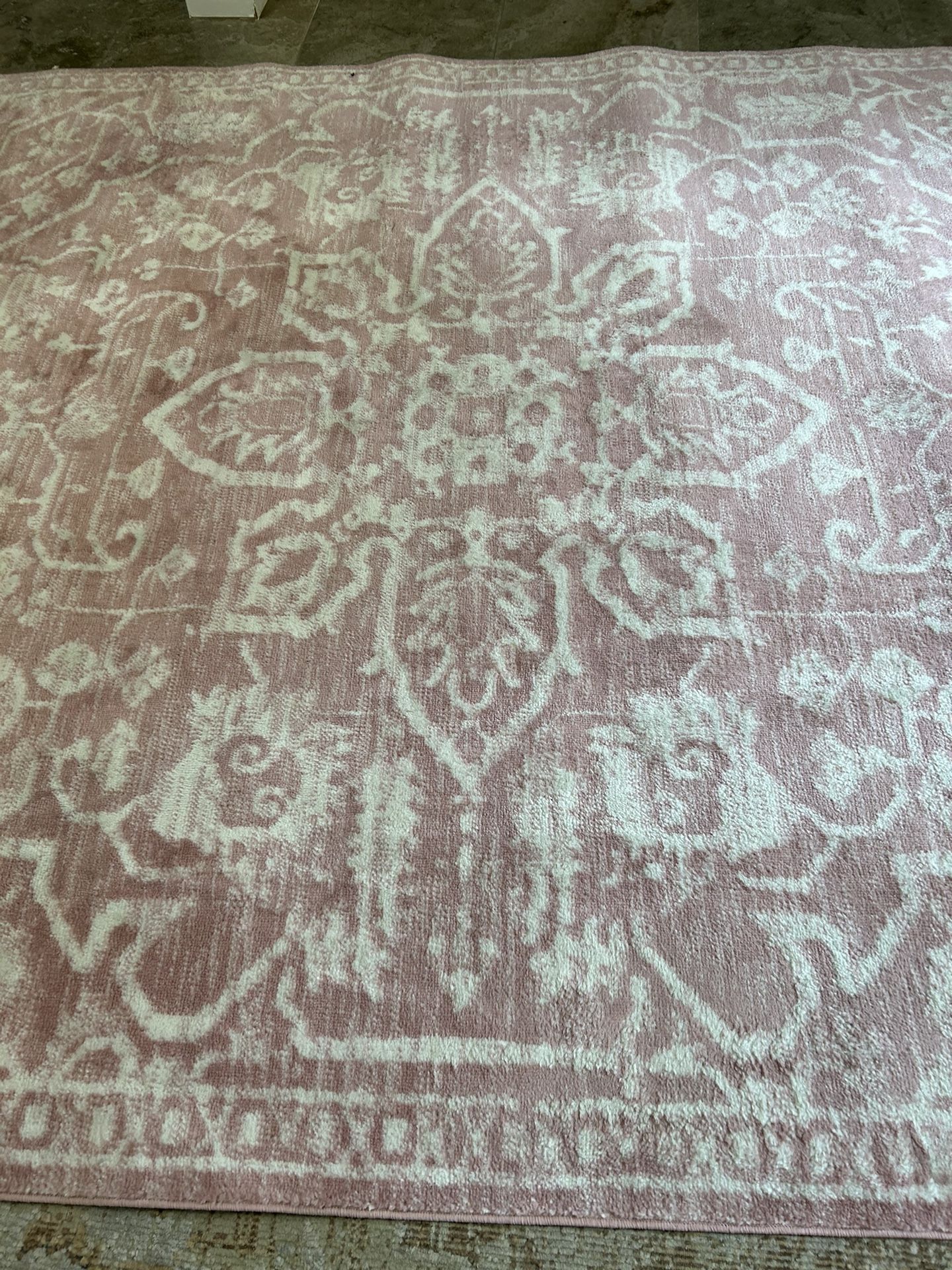 Area Rug 8 X 10 Light Blush And White for Sale in Bakersfield, CA OfferUp