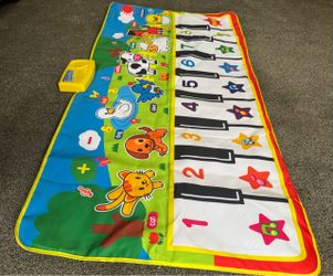 ZTOO Baby Piano Keyboard Mat + Fisher Price Corn Popper