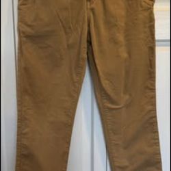 Men’s American Eagle 28x30 Khaki Pants $10