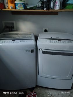 LG washer and dryer set