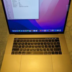 MacBook Pro 15" 2017 Intel i7, 16GB,500GB SSD