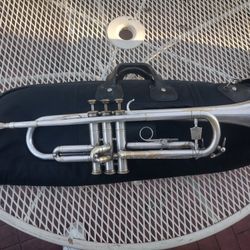 Holton Trumpet T303 - Vintage
