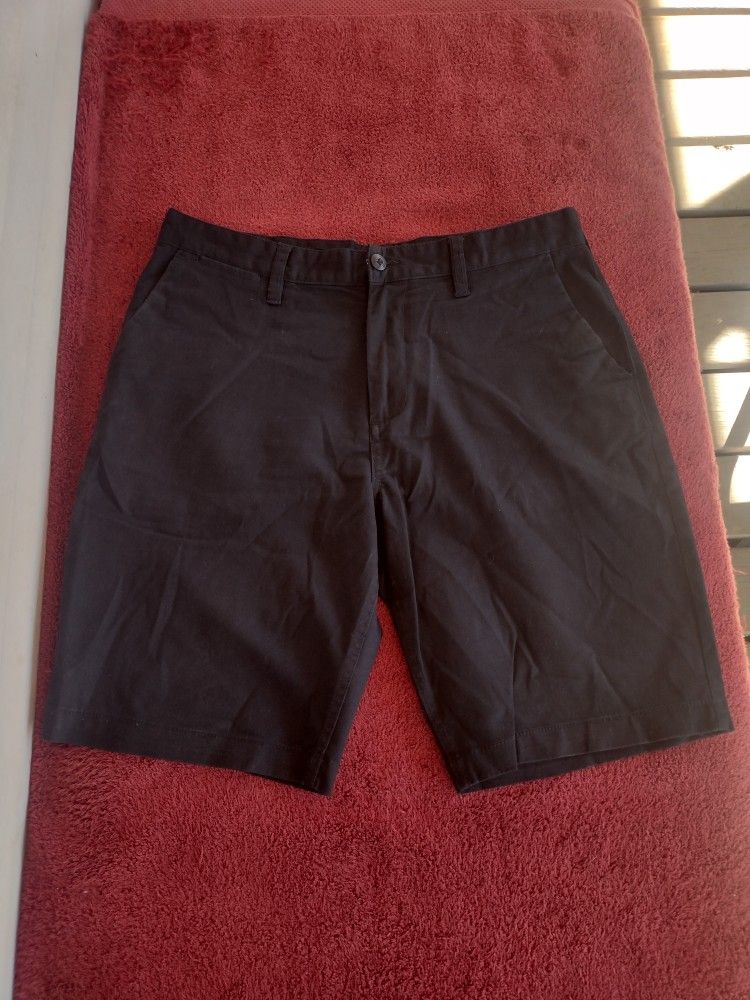 DC Shoes Worker Straight Shorts size 32