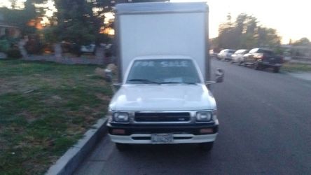 Box truck