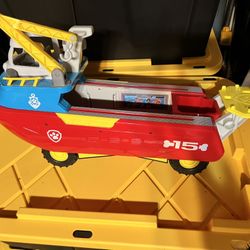 Paw Patrol Sea Patroller Transforming Into A Motorized Vehicle Into Land Vehicle 