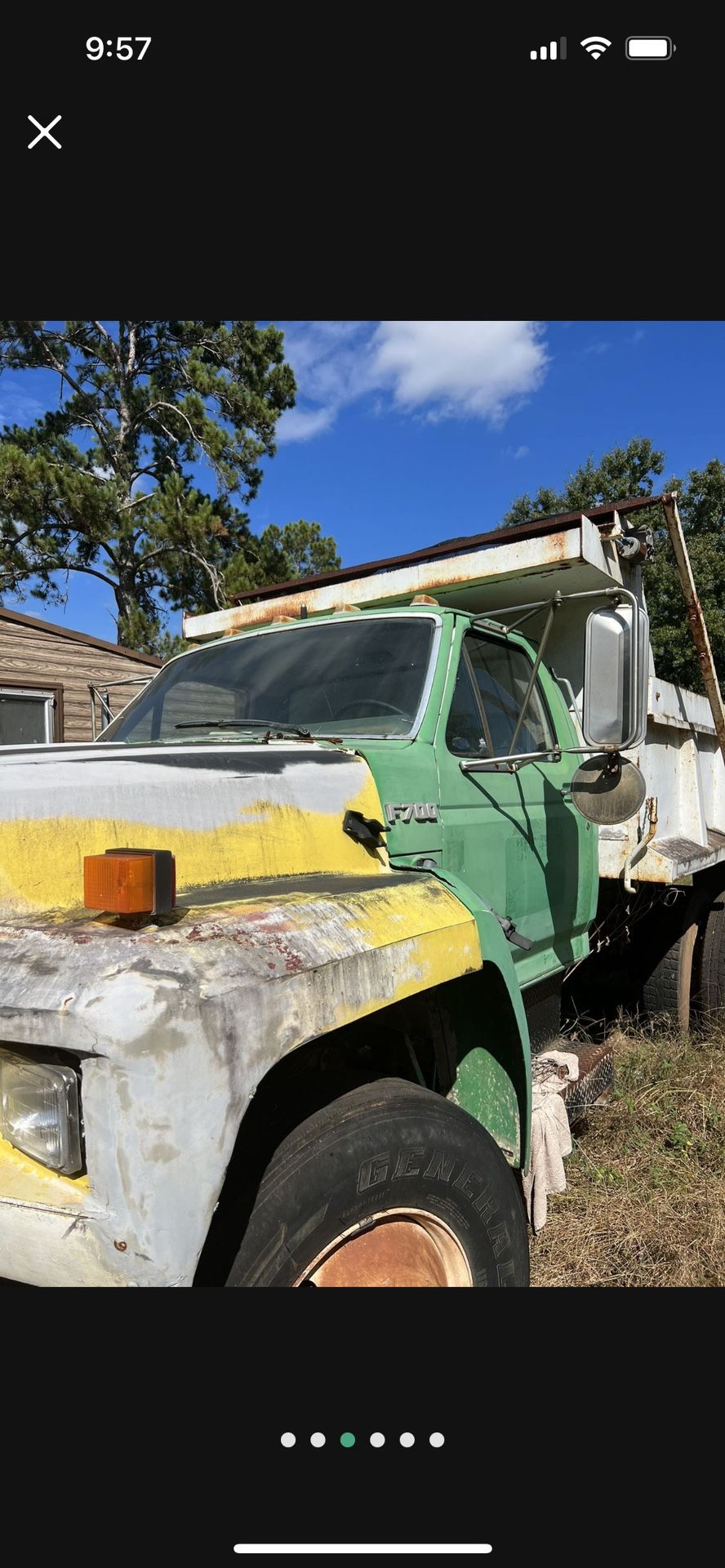 1995 Ford F700