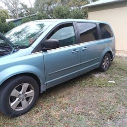 2010 Chrysler Town & Country