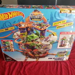 Large Hot Wheels Garage Set