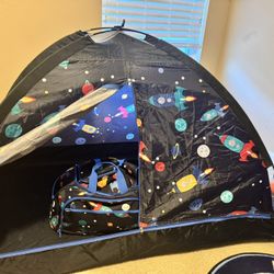 Child Size Tent With Sleeping bag and Duffle Carry bag