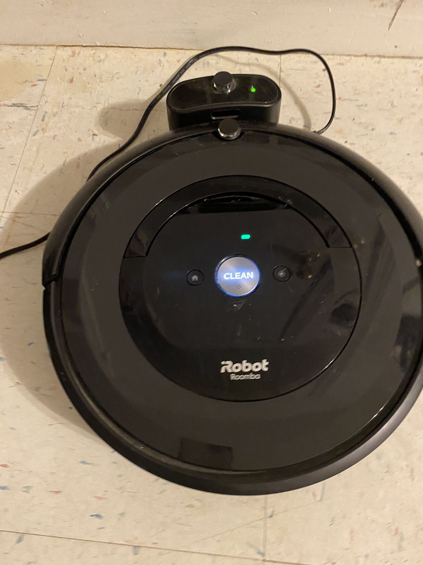 iRobot Roomba E5, 5150, Robot Vacuum 