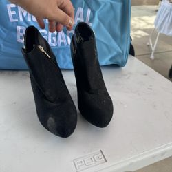 Guess Shoes Size 8