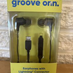 New Groove on Earphones w/ lightning Connector