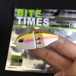 Swim bait Fishing Lure Yellow Pink And White