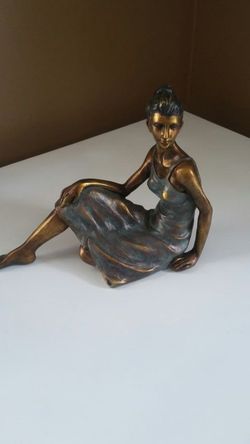 Statue $ 10