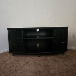 Space-Saving Black Corner TV Stand Media Console (42" W x 20” D x 20" H)