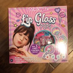 Lip Gloss Pops