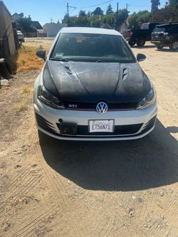 Carbón Hood