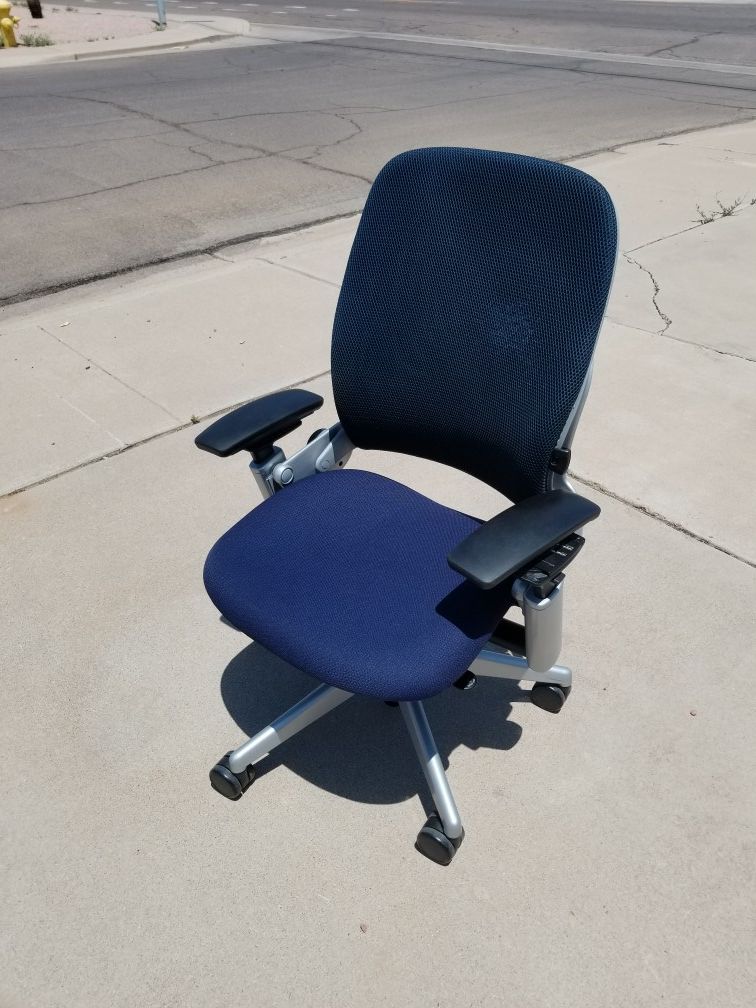 Steelcase leap v 2 ergonomic office chair (2 available)