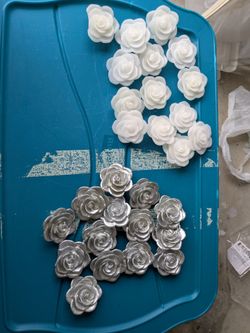 Lot of decorative Rose floating candles