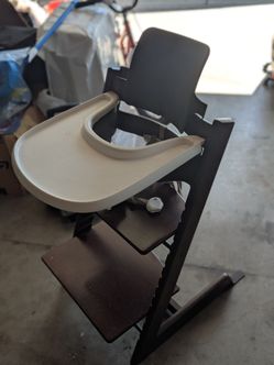 Stokke Tripp Trapp High Chair w/ Baby Set & Tray – Excellent Condition