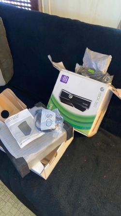 XBOX 360 band NEW!