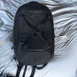 Nomadic Backpack 15L Retails $279