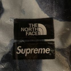 North Face X Supreme Backpack 