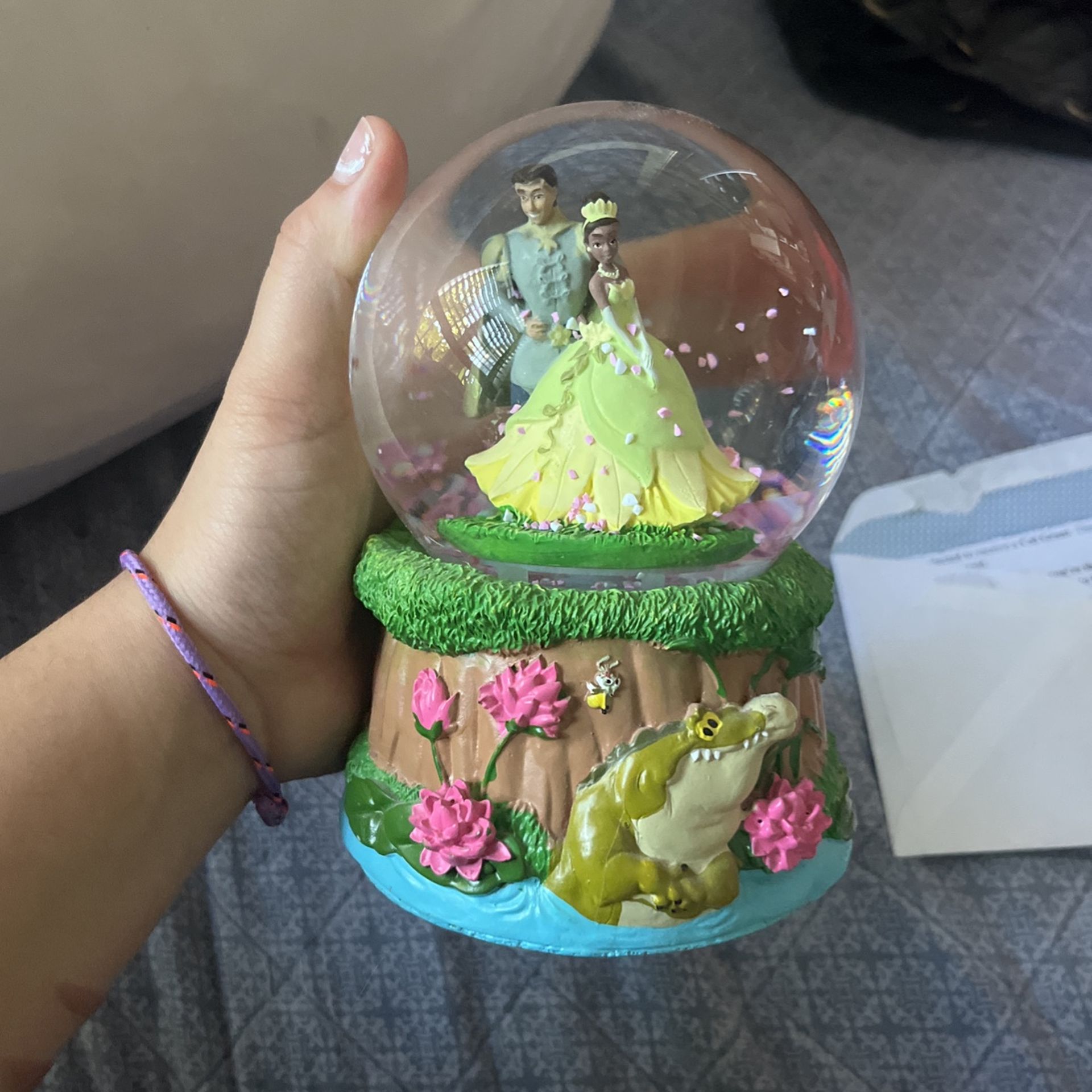 Princess And The Frog Snow Globe